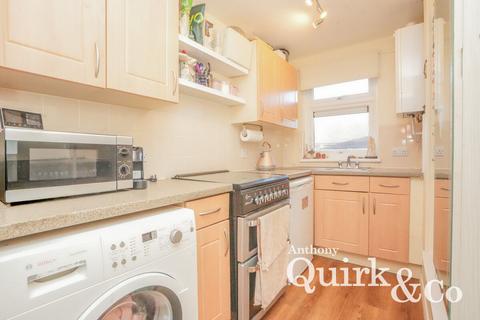 1 bedroom apartment for sale, Havengore, Basildon, SS13