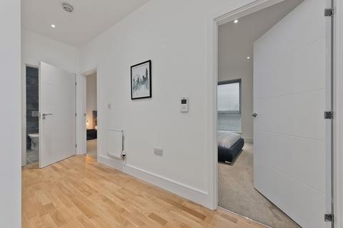 2 bedroom flat for sale, 139 Leven Road, London E14