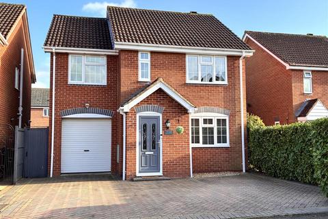 4 bedroom detached house for sale, Steatite Way, Stourport-On-Severn