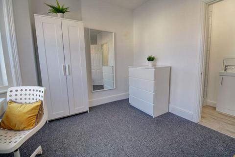 1 bedroom in a house share to rent, 20 Devonshire Road, Southampton, SO15