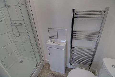 1 bedroom in a house share to rent, 20 Devonshire Road, Southampton, SO15