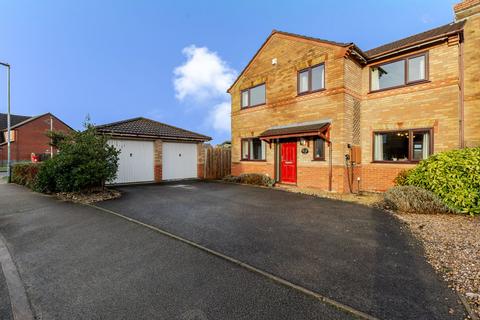 4 bedroom detached house for sale, White Park Close, Middlewich CW10