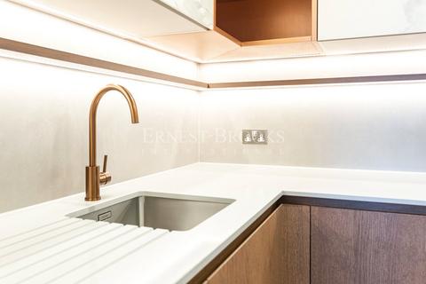 1 bedroom apartment for sale, Valentine House, 2 Sands End Lane, Kings Road Park, Fulham, SW6