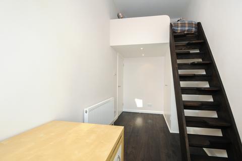 1 bedroom flat to rent, Fellows Road, London, NW3
