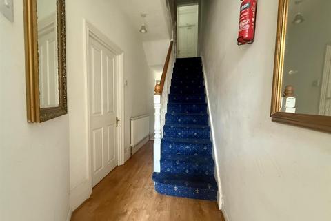 Property to rent, 33 Guildford Road, Southend-On-Sea