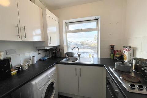 2 bedroom apartment for sale, Corndon Road, Sundorne, Shrewsbury