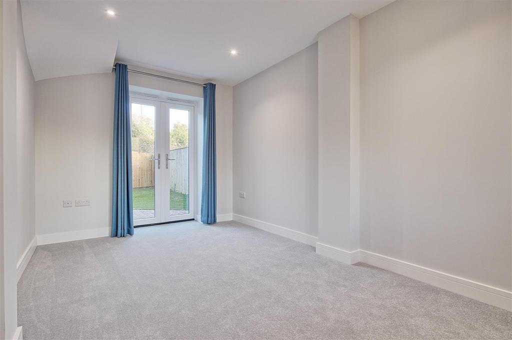 Bedroom 2.jpg