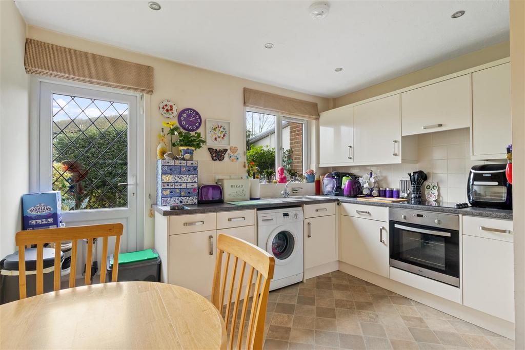 Kitchen/Dining