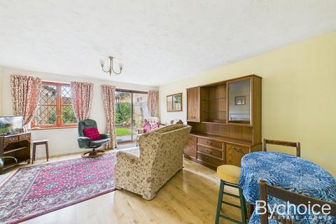 3 bedroom end of terrace house for sale, Reynolds Way, Sudbury, Suffolk