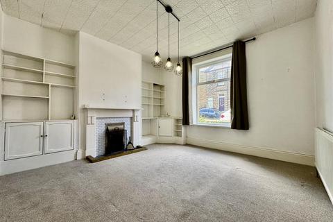 3 bedroom terraced house for sale, Wormald Street, Almondbury, Huddersfield, HD5 8NQ