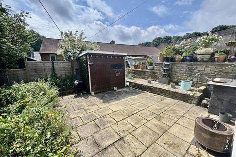 3 bedroom terraced house for sale, Wormald Street, Almondbury, Huddersfield, HD5 8NQ