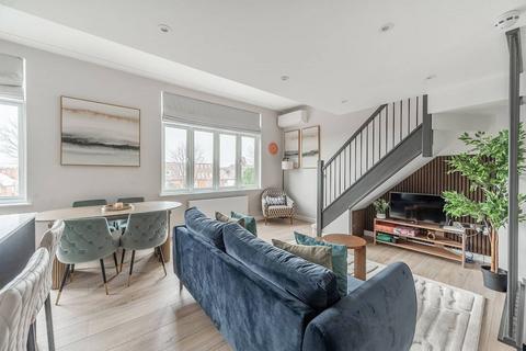 3 bedroom flat to rent, The Ridgeway, Golders Green, London, NW11