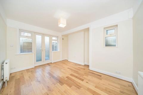 3 bedroom house to rent, Manwood Road, London SE4