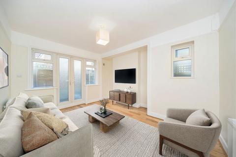 3 bedroom house to rent, Manwood Road, London SE4