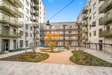 2 bedroom flat to rent, Tide Street, Barking, IG11