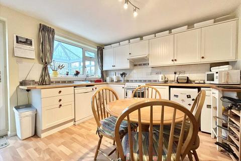 3 bedroom bungalow for sale, Patricks Close, NORTH KELSEY