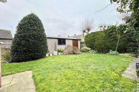 3 bedroom bungalow for sale, Patricks Close, NORTH KELSEY