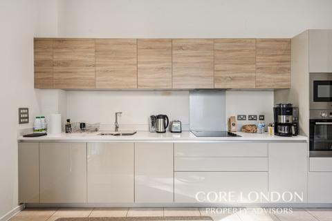 3 bedroom apartment to rent, Palmerston Road, Acton, W3