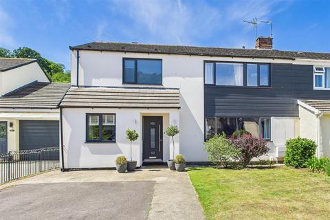 4 bedroom semi-detached house for sale, Stylish family living in Swiss Valley, Clevedon
