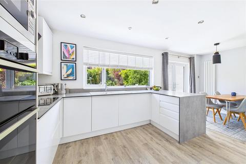 4 bedroom semi-detached house for sale, Stylish family living in Swiss Valley, Clevedon