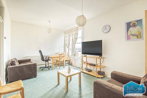 1 bedroom apartment to rent, Ferme Park Road, Crouch End, London, N8
