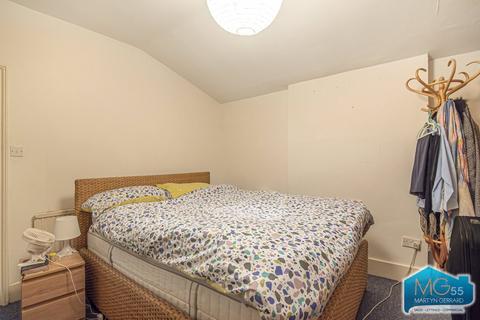 1 bedroom apartment to rent, Ferme Park Road, Crouch End, London, N8