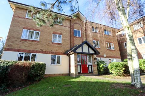 1 bedroom apartment to rent, Woodland Grove, Epping CM16