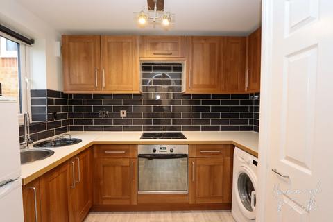 1 bedroom apartment to rent, Woodland Grove, Epping CM16