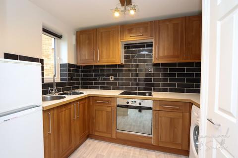1 bedroom apartment to rent, Woodland Grove, Epping CM16