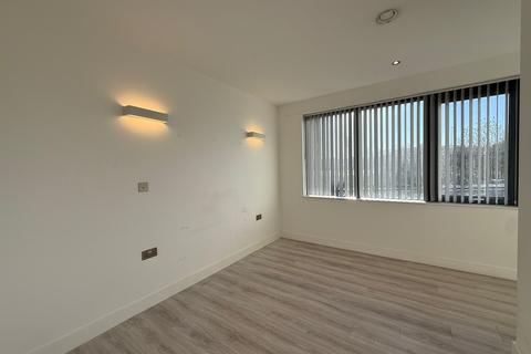 2 bedroom apartment to rent, Mill House, Overbridge Square, Newbury