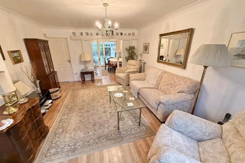 3 bedroom link detached house for sale, Grangelands, Macclesfield