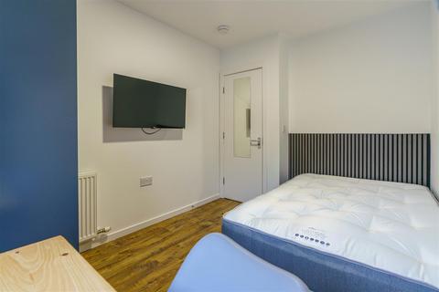 1 bedroom in a house share to rent, *House Share* Rothbury Terrace, Heaton, NE6
