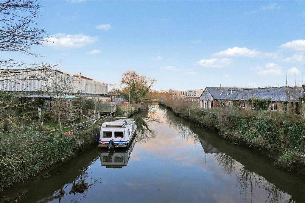 River/Mooring