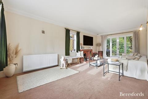 undefined, Willow Green, Ingatestone, CM4