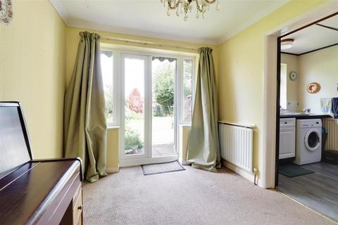 3 bedroom detached house for sale, Eden Road, Beverley