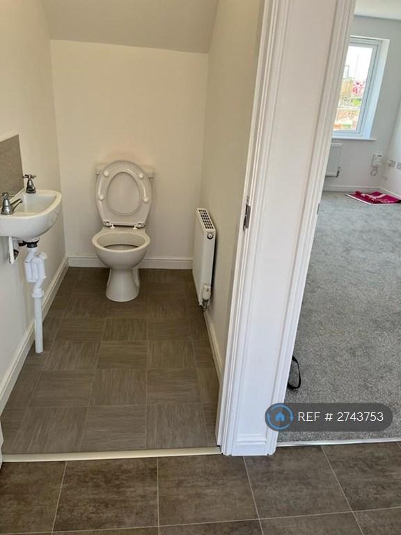 Ground Floor Wc