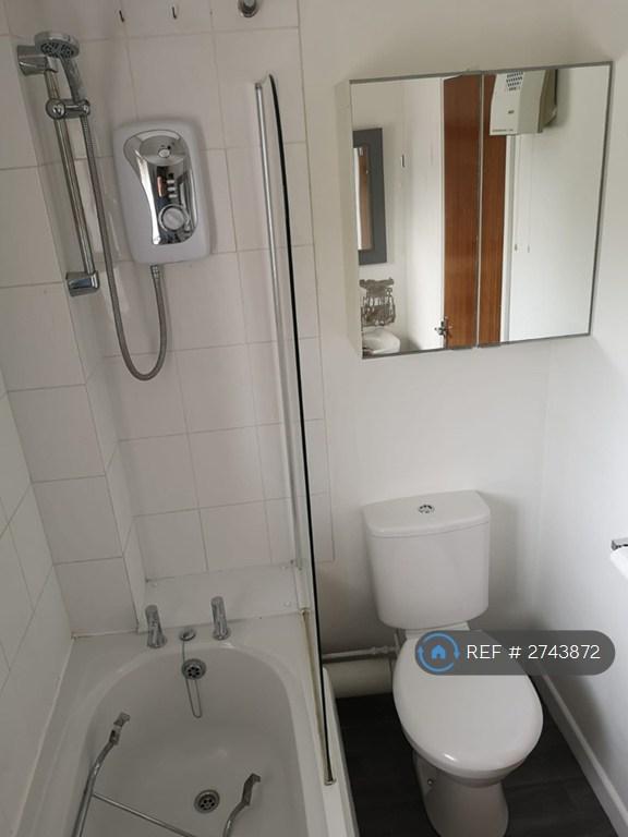 White Modern Bathroom