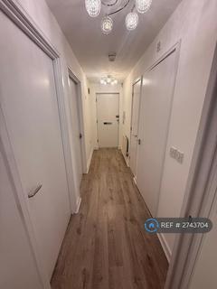 2 bedroom flat to rent, Sandpiper Close, Greenhithe, DA9
