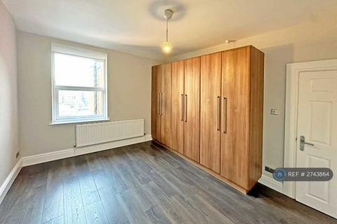 undefined, Park Road South, Newton-Le-Willows, WA12