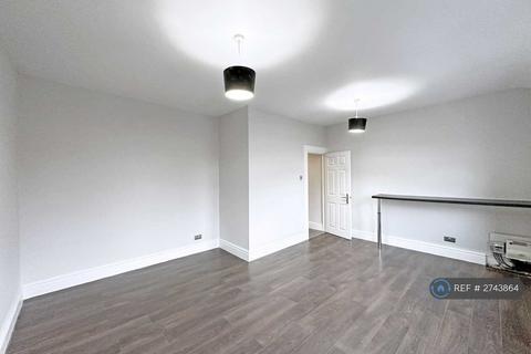 1 bedroom flat to rent, Park Road South, Newton-Le-Willows, WA12