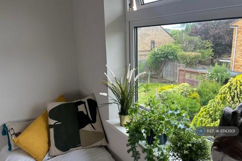 undefined, Railway Place, Hertford, SG13