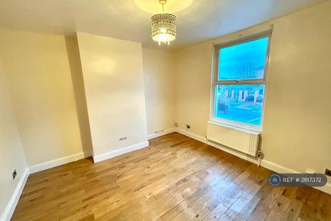 3 bedroom terraced house to rent, Wherstead Road, Ipswich, IP2