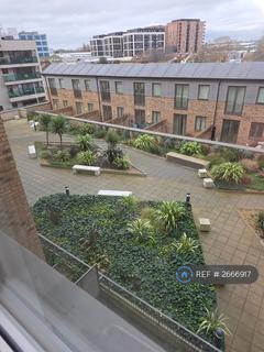 2 bedroom flat to rent, Blyth Road, Hayes, UB3