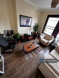2 bedroom maisonette to rent, Brownhill Road, London, SE6