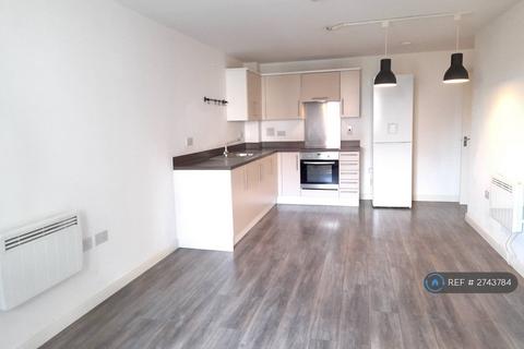 1 bedroom flat to rent, Field House, Morden, SM4