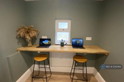 1 bedroom in a house share to rent, Gravesend, Gravesend, DA11