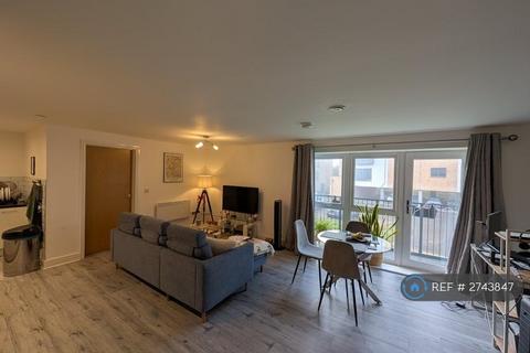 2 bedroom flat to rent, Cypress Road, Luton, LU1