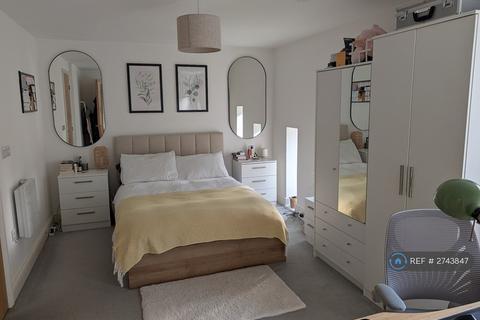 undefined, Cypress Road, Luton, LU1