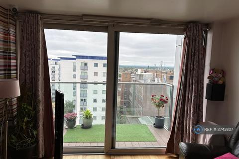 2 bedroom flat to rent, The Blenheim Centre, Hounslow, TW3