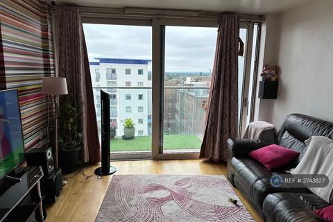 2 bedroom flat to rent, The Blenheim Centre, Hounslow, TW3